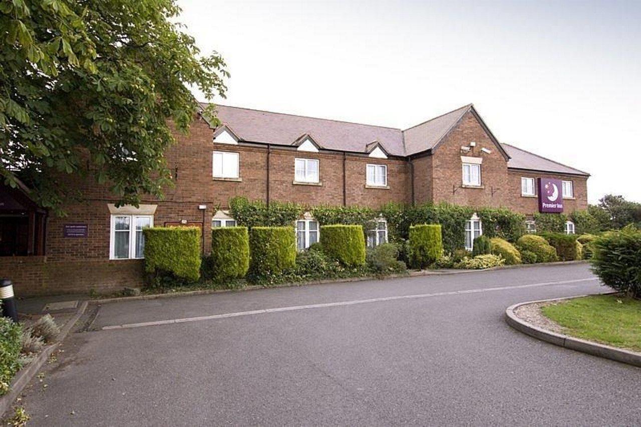 Premier Inn Lichfield North East Екстериор снимка