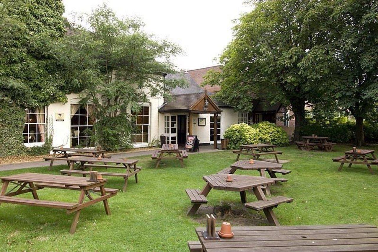 Premier Inn Lichfield North East Екстериор снимка